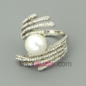 Unique shape rings with rhinestone and imitation pearl