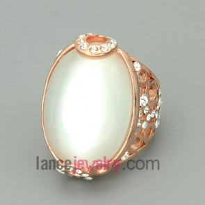 Pure white color gemstone decorated alloy rings