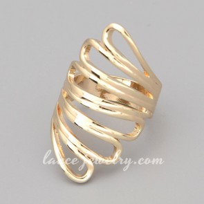 Special ring with gold zinc alloy decorated 