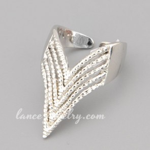 Cool ring with silver zinc alloy in special shape 