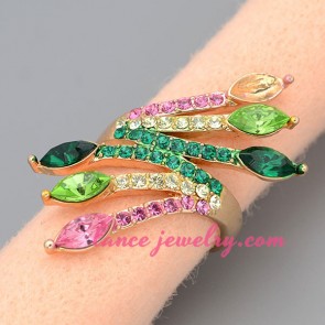 Different color rhinestone & crystal decorated ring