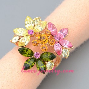 Many different color flower model decorated ring 