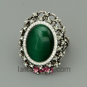 Delicate dark green color gemstone and rhinestone beads decorated alloy rings 