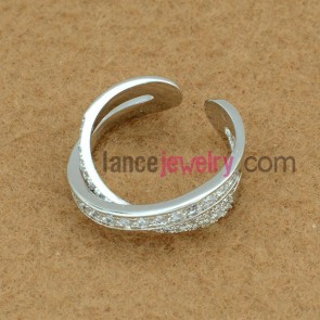 Special X shape brass ring decorated with platinum plating