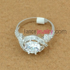Traditional cubic zirconia decoration ring