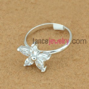 Sweet cubic zirconia flower model decorated with the ring