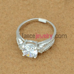 Gorgeous brass ring decorated with platinum plating