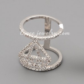 Personality ring with many shiny cubic zirconia in the special shape 