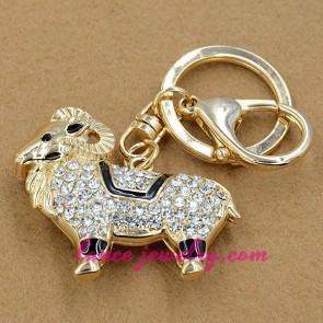 Unique sheep mdel pendant decorated key chain