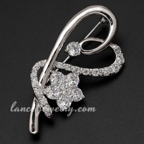 Creative alloy brooch decorated with  rhinestone & flower model