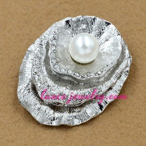 High quality imitation pearl decoration brooch
