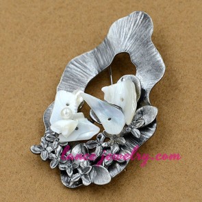 Unique brooch with shells accessories decoration