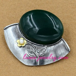 Vintage dark green color resin bead decorated brooch