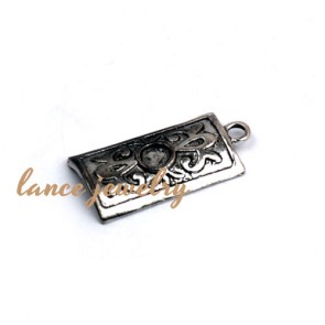 Zinc alloy pendant,a 5g rectangle pendale with flower pattern printed on the face