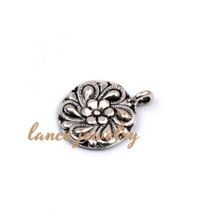 Zinc alloy pendant,a 20mm round pendant with flower pattern printed on the face