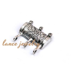 Zinc alloy pendant,a 17g musical instruments with some flower patterns printed