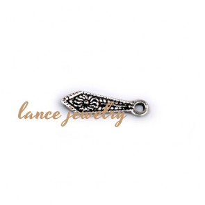 Zinc alloy pendant,a 16mm long pendant with flower pattern on the face, and small beads printed