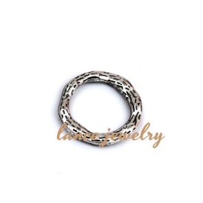 ring shape,zinc alloy pendant