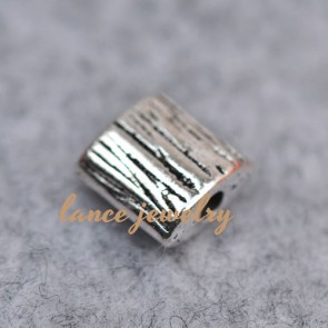 Direct factory 0.99g zinc alloy pendant for wholesale 