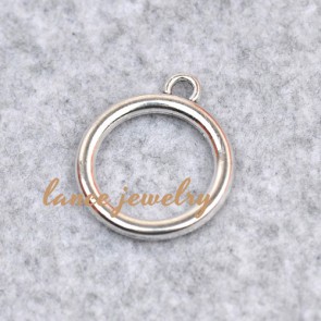 Yiwu Casting Simple Lovers Alloy Zinc Ring Pendant 