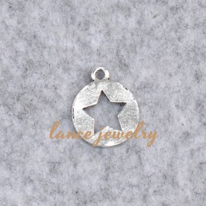 Popular silver star cut circle zinc alloy pendant