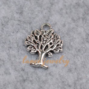 Fashion OEM Tree of Wisdom Zinc Alloy Pendant