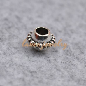 Good quality new arrival zinc alloy pendant with metal beads 