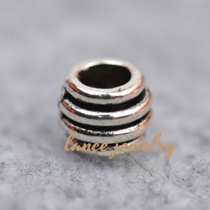 Direct factory two rings bead zinc alloy pendant 