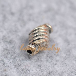 New arrival special thin 0.81g bead zinc alloy pendant