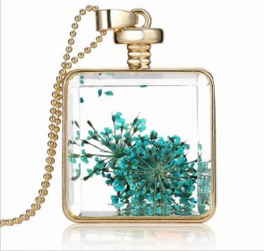  Fashion Square Gold Perfume Bottle Pendant Stone Necklaces