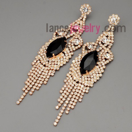 Cool earrings with brass claw chain pendant decorated shiny rhinestone and black drop crystal beads 