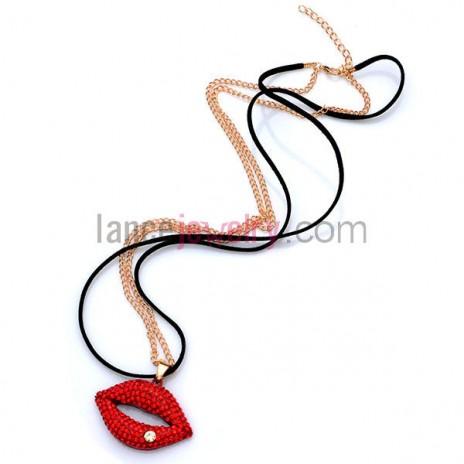 Resin ornate red lip pendant sweater chain necklace