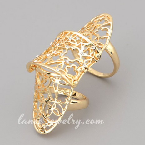 Charming folding ring with many shiny rhinestone decorated 