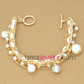 Sweet series bracelet with  pearls of unequal size