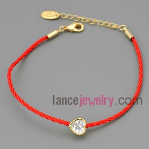 Small heart shaped chain link bracelet