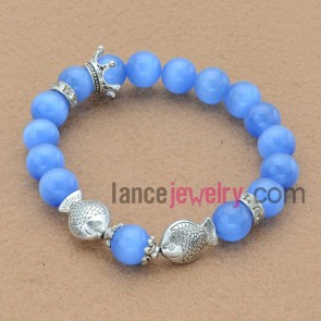 Popular alloy queen and fish accessories decorated bead bracelet. 