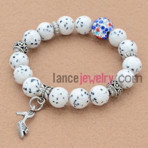 Beautiful rhinestone&alloy findings bead bracelet with lady shoes pendant.