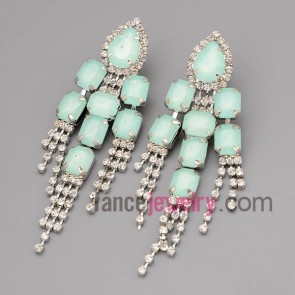 Cute earrings with claw chain decorated rhinestone and blue resin
