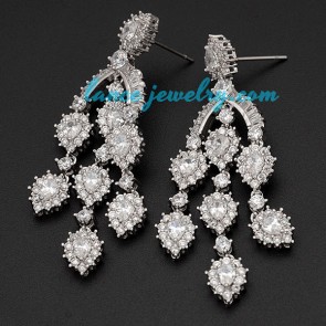 Classical cubic zirconia earrings decorated with platinum plating