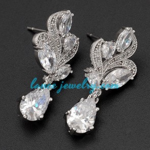 Attractive alloy earrings with flower model decoration