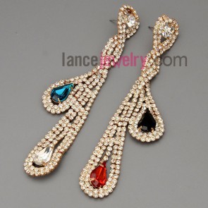 Colorful earrings with brass claw chain pendant decorated shiny rhinestone and multicolor crystal beads 