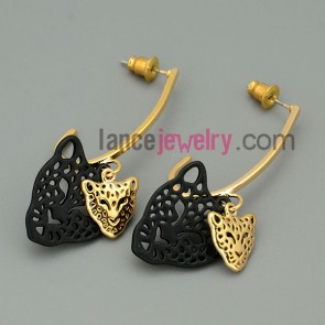 Fashion zinc alloy leopard ornate drop earrings