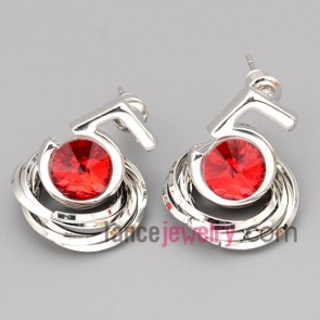 Cute stud earrings with zinc alloy rings decorated red crystal