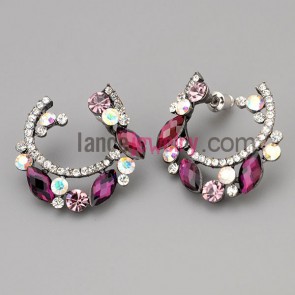 Colorful stud earrings with zinc alloy decorated multicolor crystal and many rhinestone