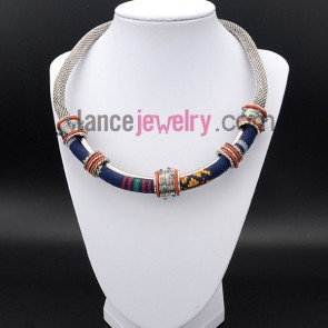 Trendy collar necklace decorated with rhinestone
