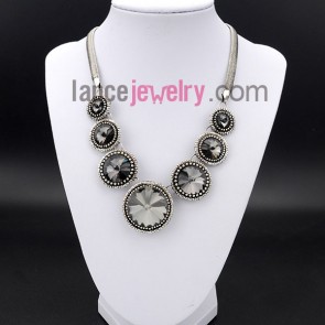 Unique rhinestone beads decorated necklace