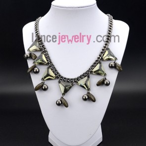 Fashion riangular pyramid ang beads decorated necklace
