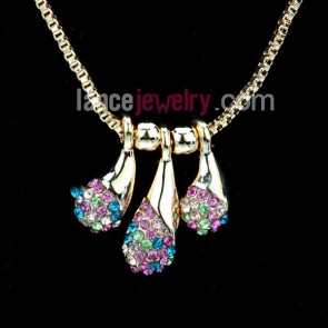 Nice pendant necklace with colorful rhinestone