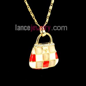Fashion pendant necklace with lady hand bag 