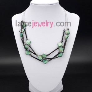 Cute necklace decorated with shell in quadrilateral and black glass
